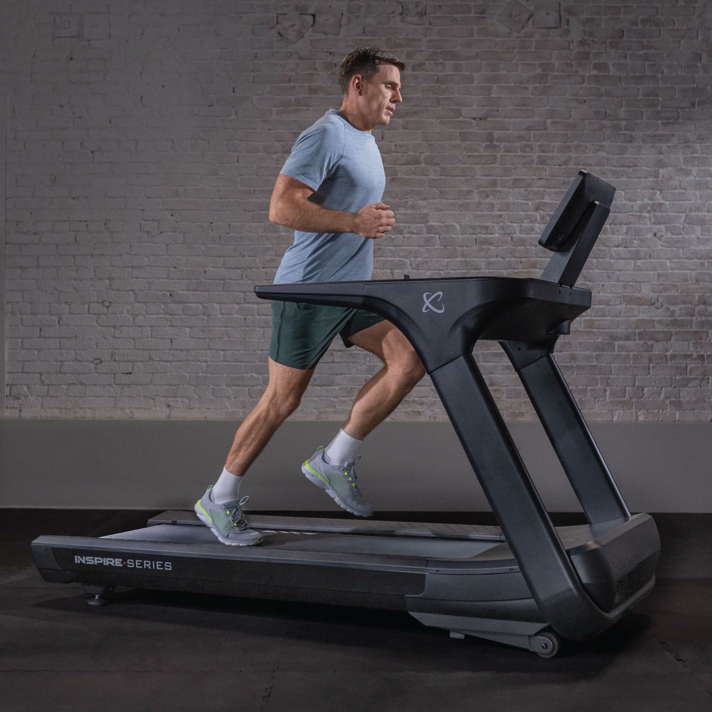 Inspire Series T7 Treadmill
