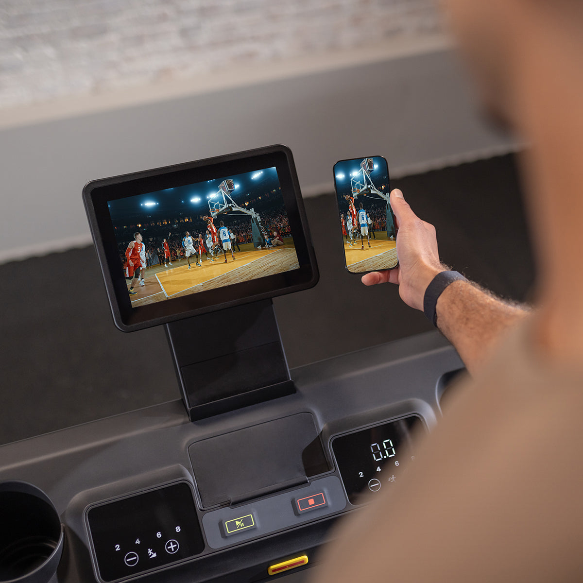 Inspire Series T4s Treadmill thumbnail 5